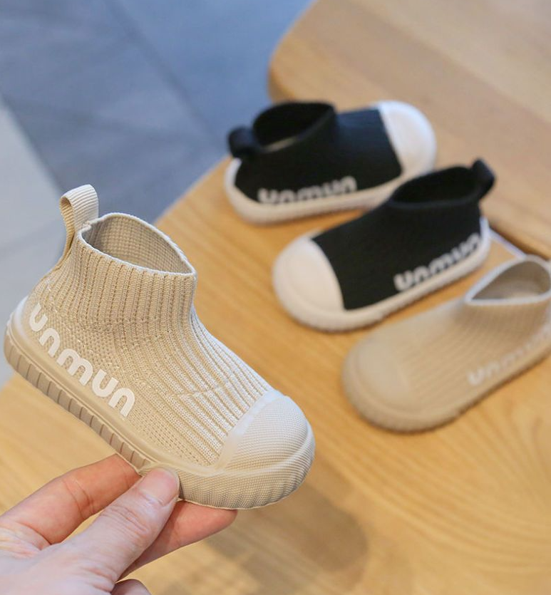 Baobao Flying Weaving Shoes Spring And Autumn Socks