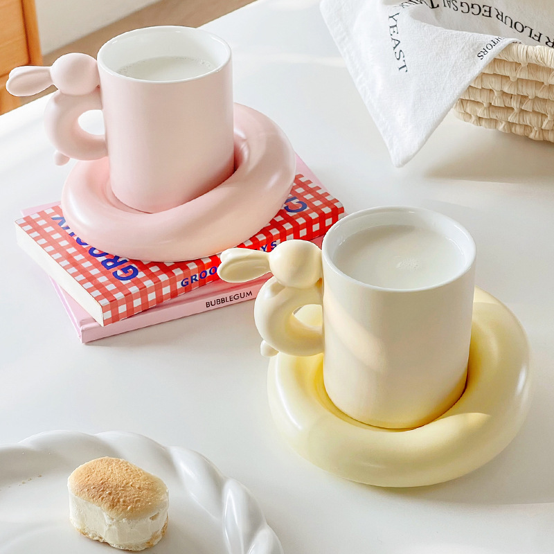 Moon Rabbit Coffee Cup Milk Fufu Ceramic Set