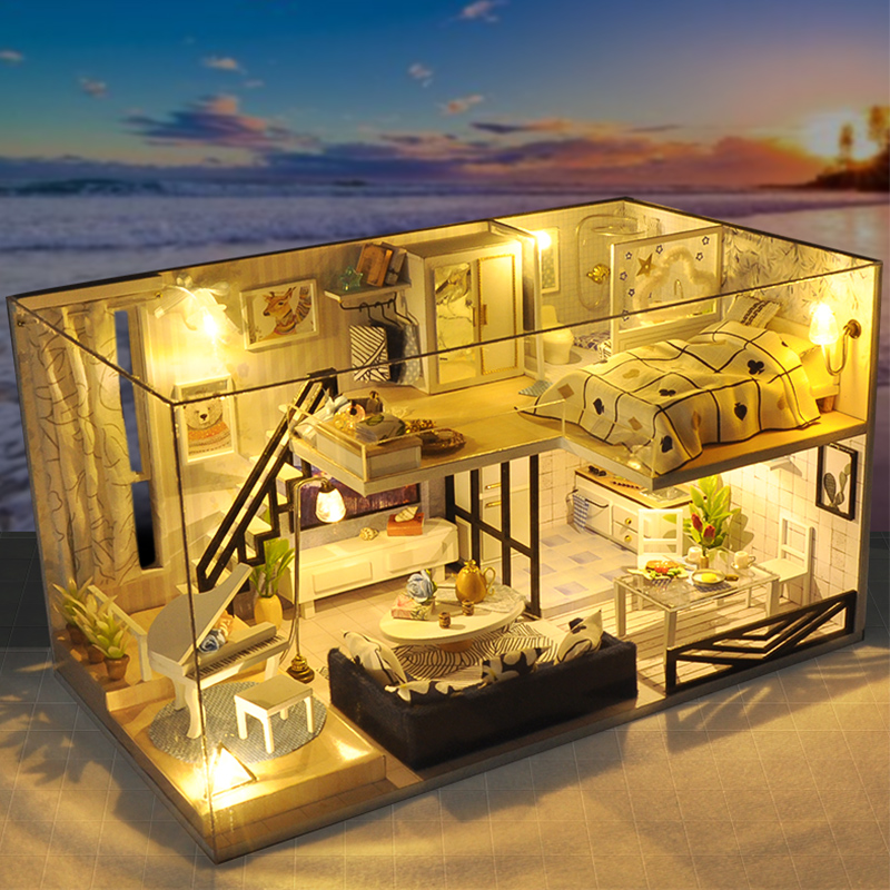 Hand-assembled Loft Villa Assembled House Model