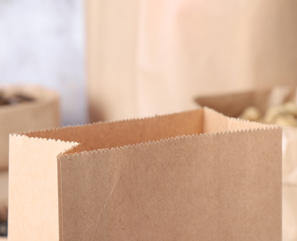 Square Bottomed Kraft Paper Bags For Oil Proof Food Packaging