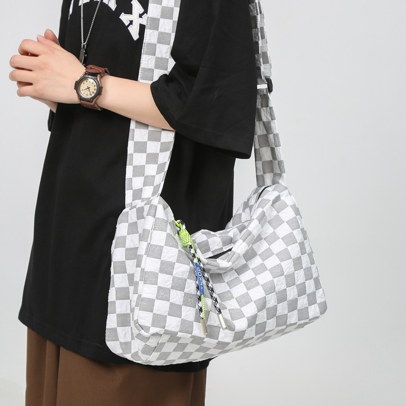 Harajuku Temperament Fashion Tide Tooling Color Contrast Large Capacity Student Class Crossbody Bag