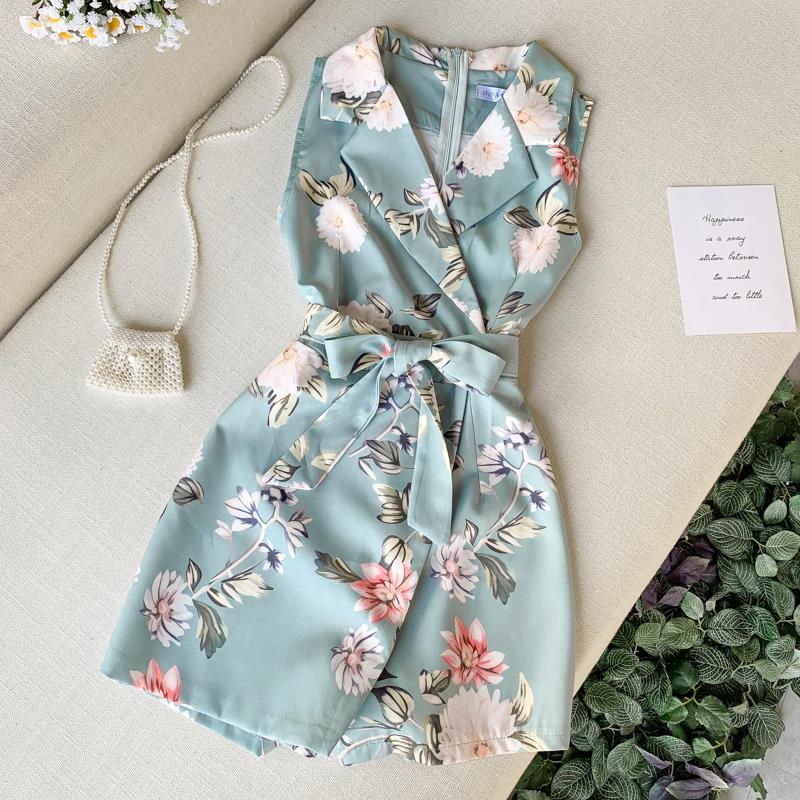 Temperament Suit Collar Sleeveless Floral One-piece Shorts