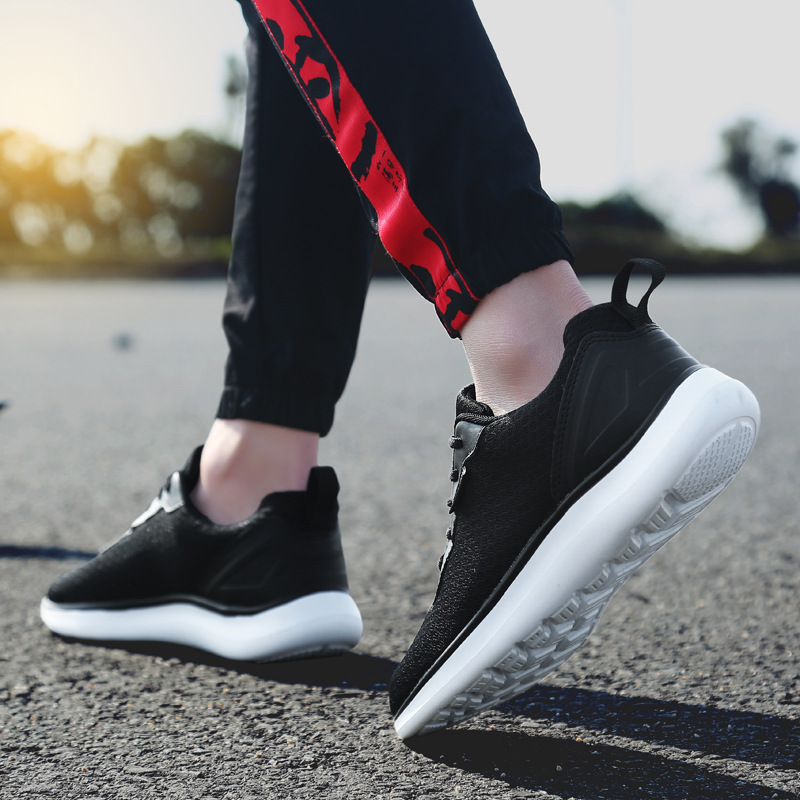 Men's Mesh Shoes Are Fashionable And Breathable