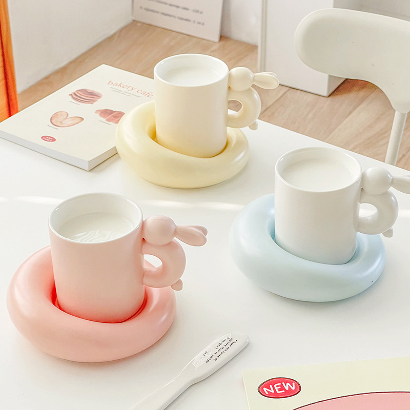 Moon Rabbit Coffee Cup Milk Fufu Ceramic Set