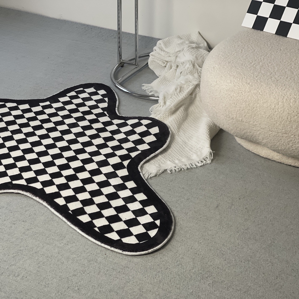 Ins Simple Checkerboard Carpet Irregular