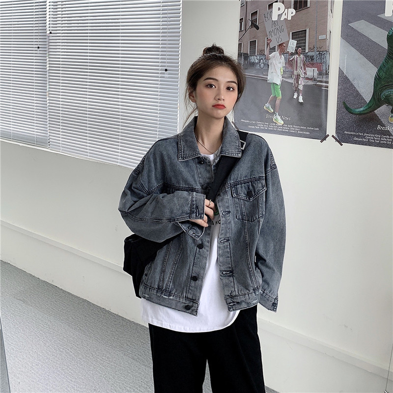 Women's Loose Silhouette Denim Jacket