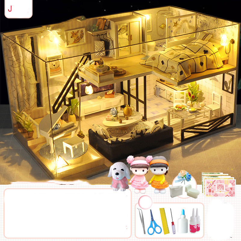 Hand-assembled Loft Villa Assembled House Model