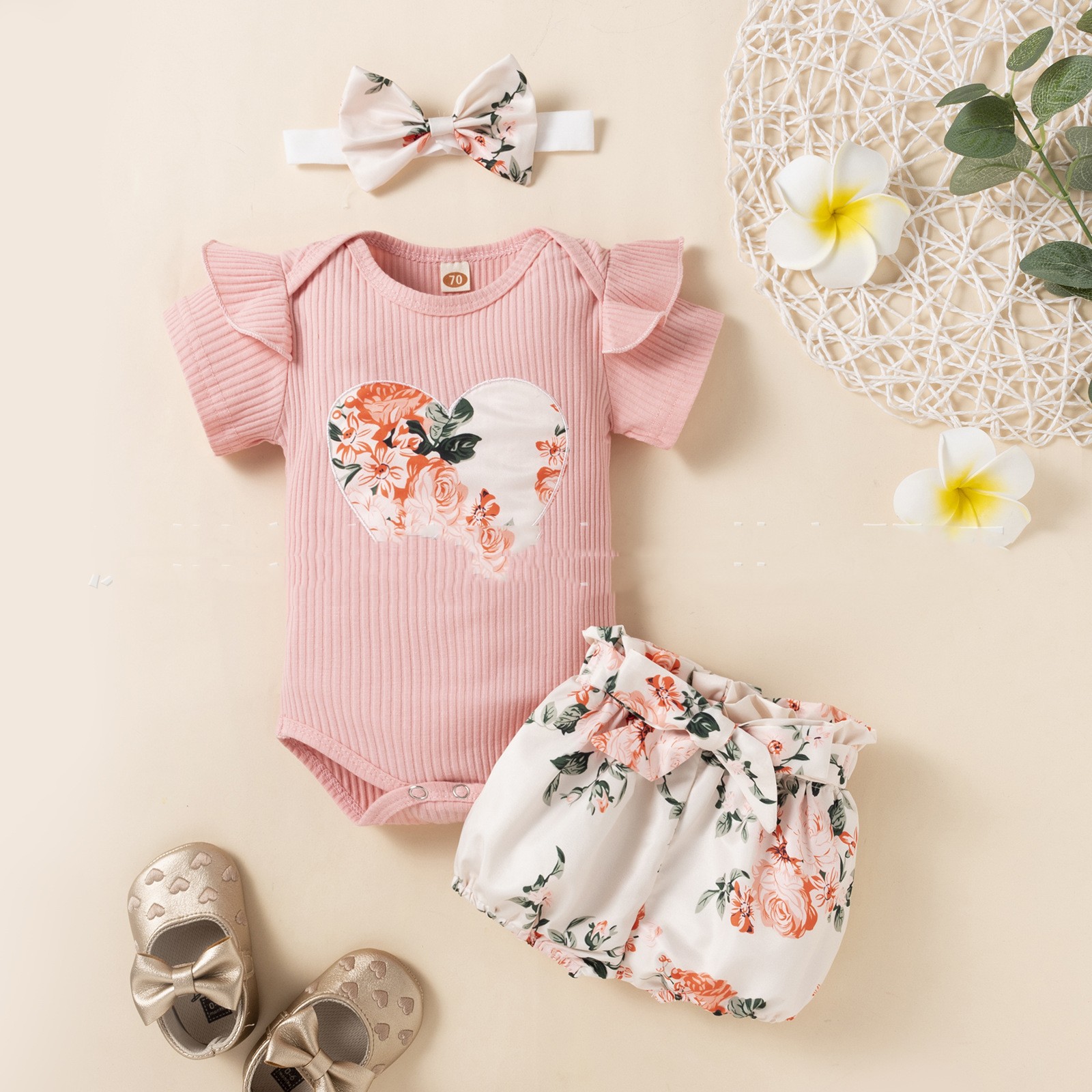 Love Short Sleeve Flying Sleeve Romper Fragmented Flower Shorts Headknot Set