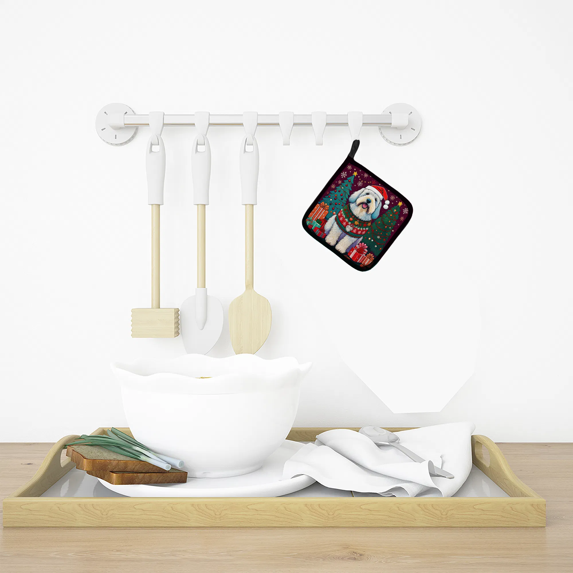 Old English Sheepdog Christmas Pair of Pot Holders Kitchen Heat Resistant Pot Holders Sets Oven Hot Pads for Cooking Baking BBQ, 7 1/2 x 7 1/2