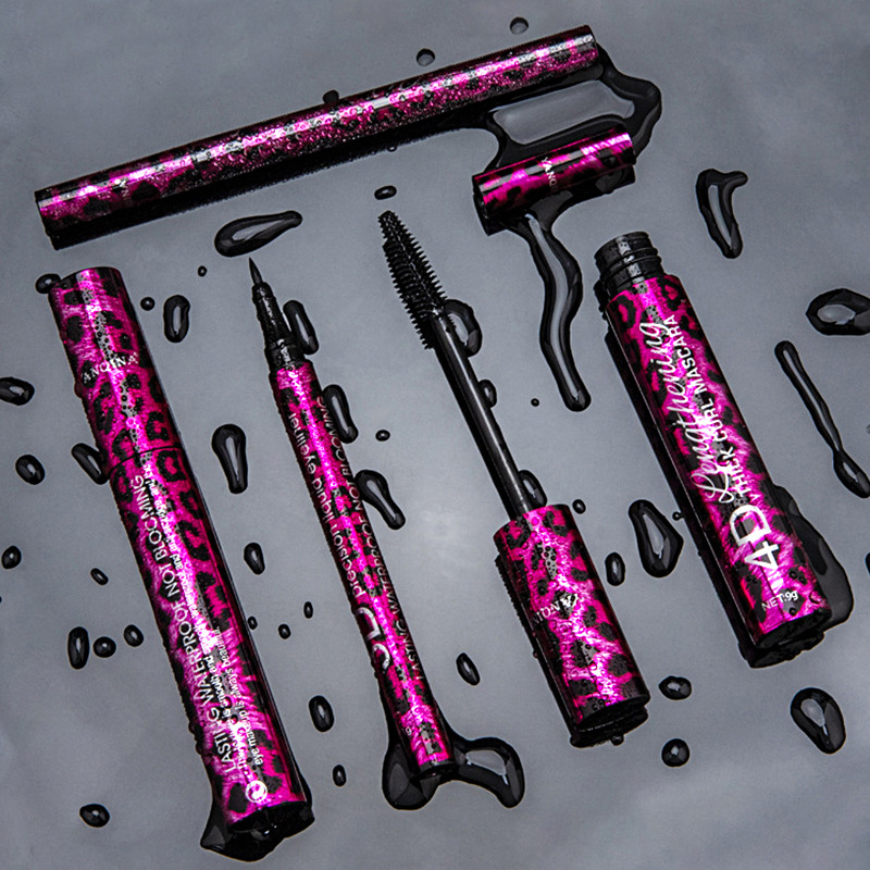 Leopard Print Mascara Eyeliner Suit