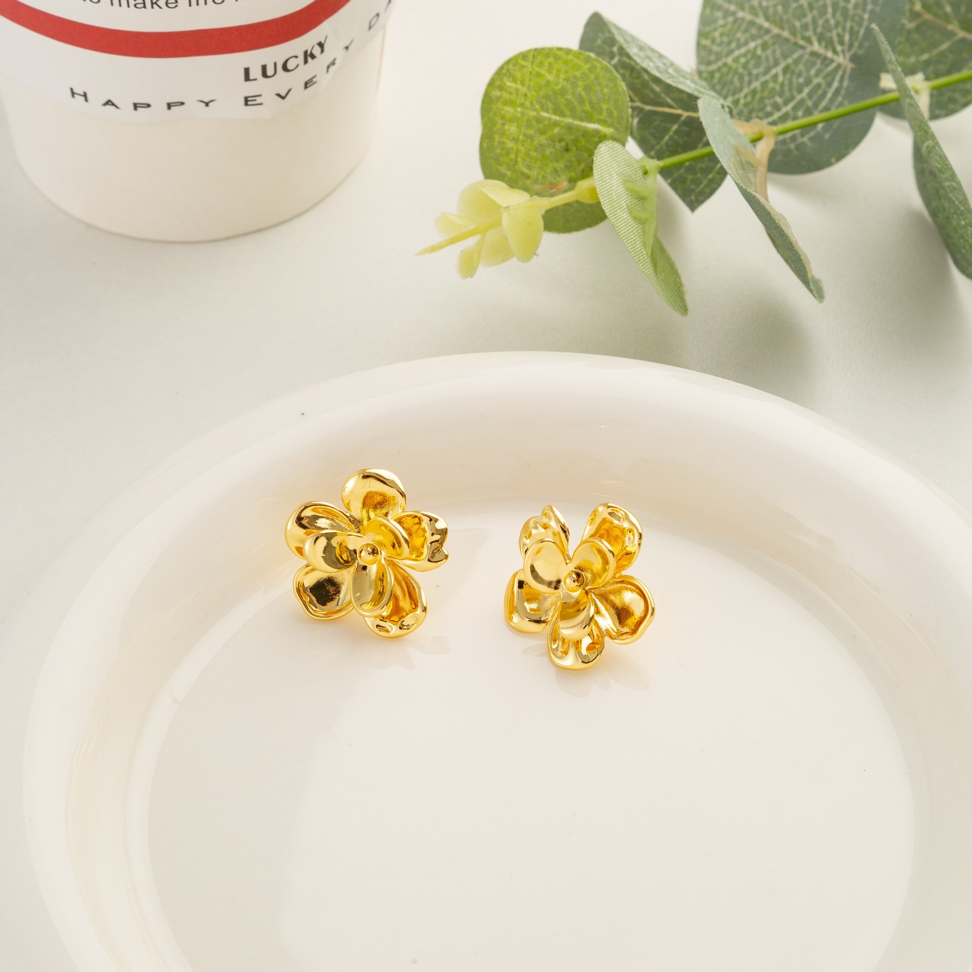 Silver Needle Golden Flower Stud Earrings Retro Simple