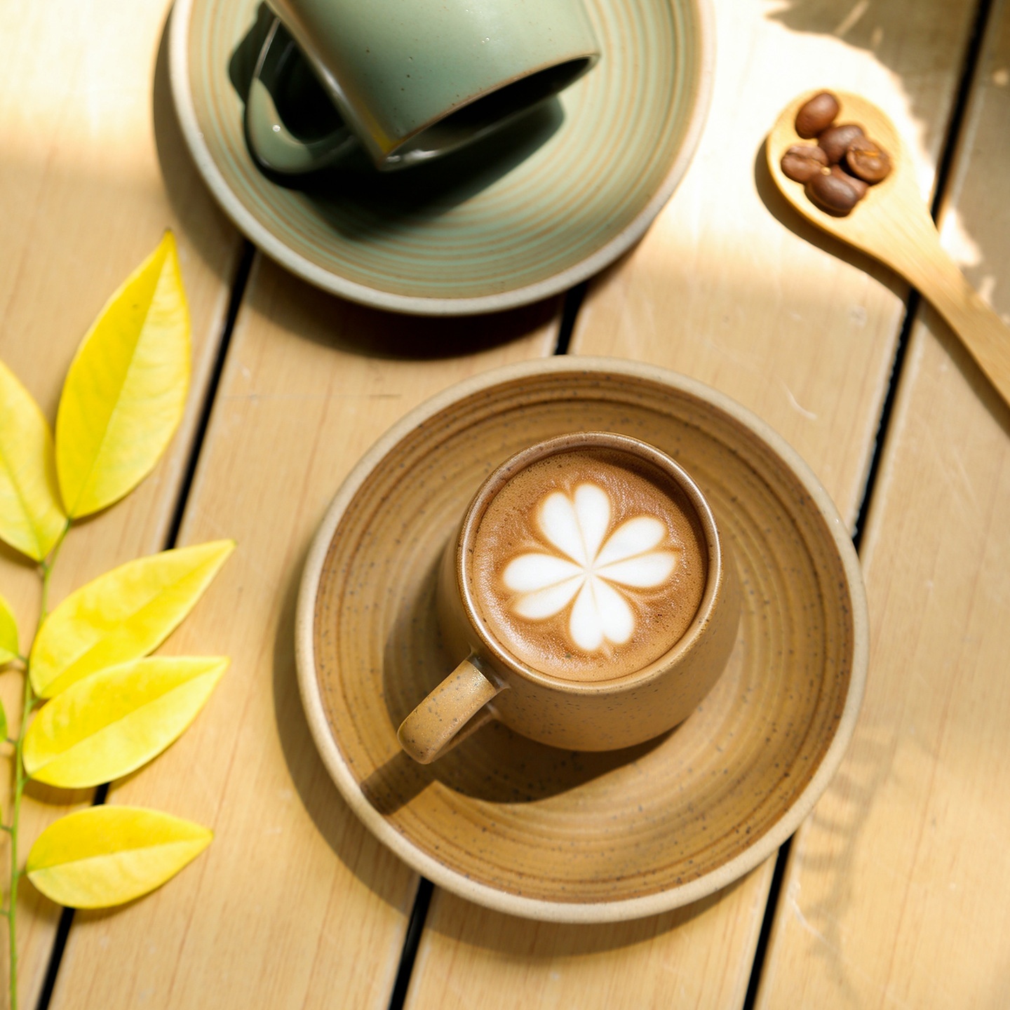 Elegant And Creative Rustic Stoneware Latte Art Retro Ceramic Cup And Saucer Set